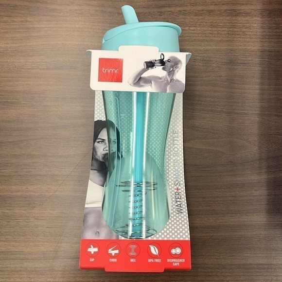 NWT Trimr Water + Protein Shaker Bottle Mint Sip Straw Chug Spout Aqua Blue - Picture 1 of 13
